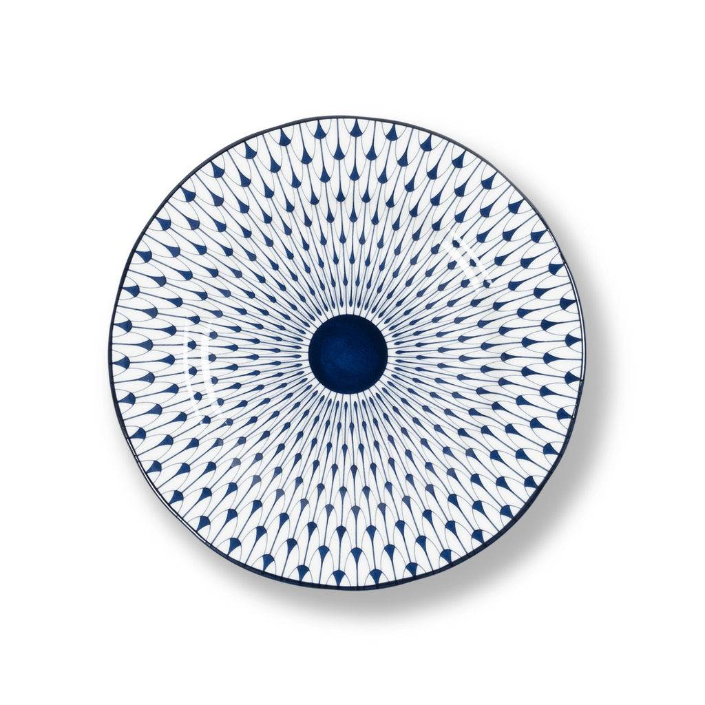 Lohr Astor Allegra scallop full face dessert plate, 8-inch ceramic plate with elegant scalloped edge design.