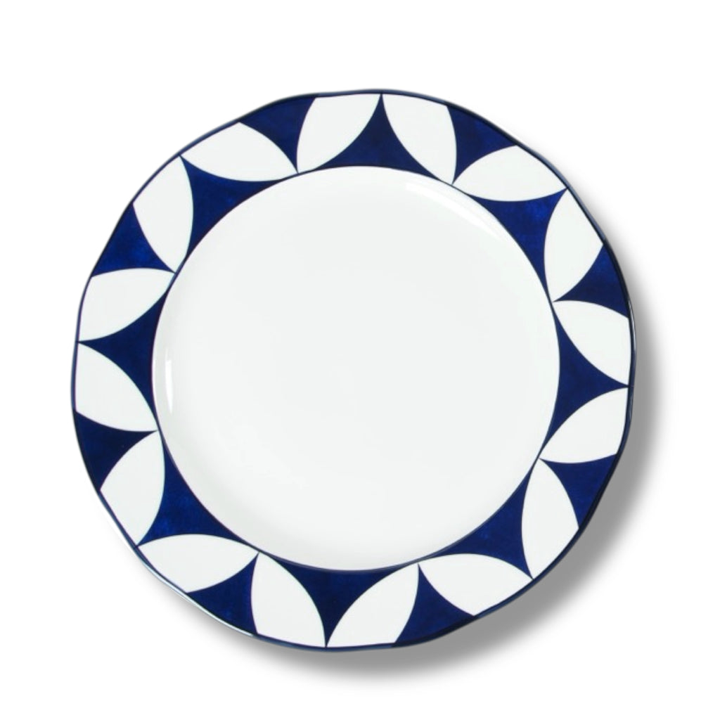 Lohr Astor Waldorf Star rimmed serving charger plate, 12-inch elegant dinnerware for special occasions, detailed with star design.
