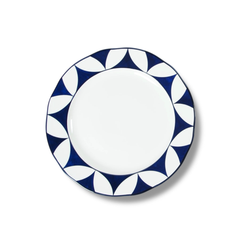 Lohr Astor Waldorf Star rimmed 8-inch starter plate with elegant design and detailed star pattern on white porcelain.