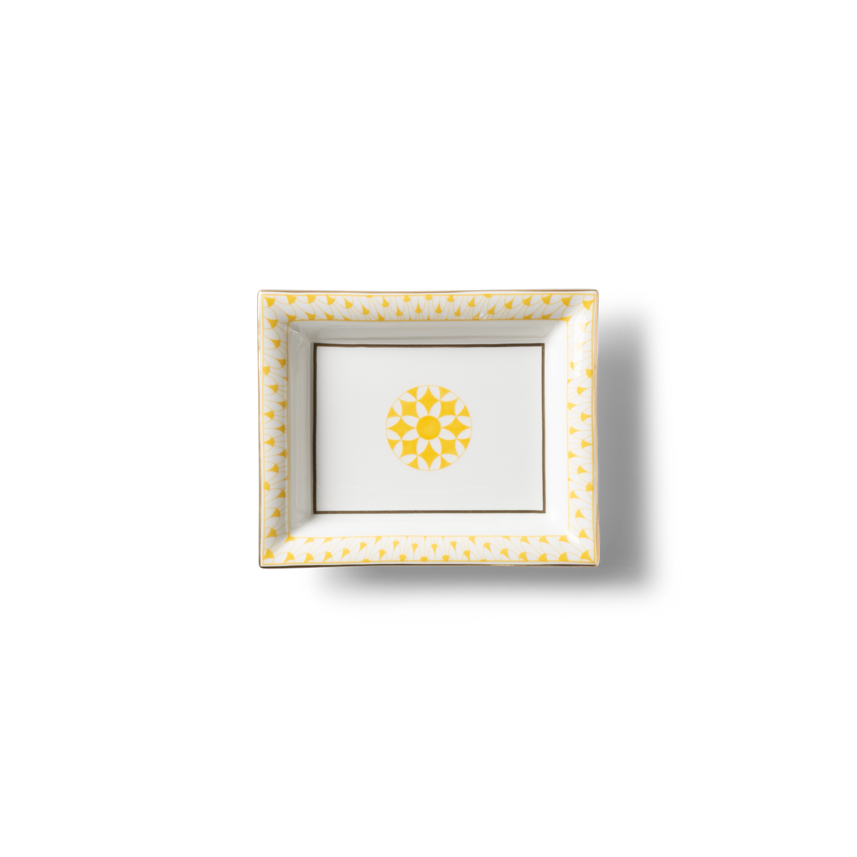 Lohr Astor Allegra Scallop Tray in yellow and white, top view