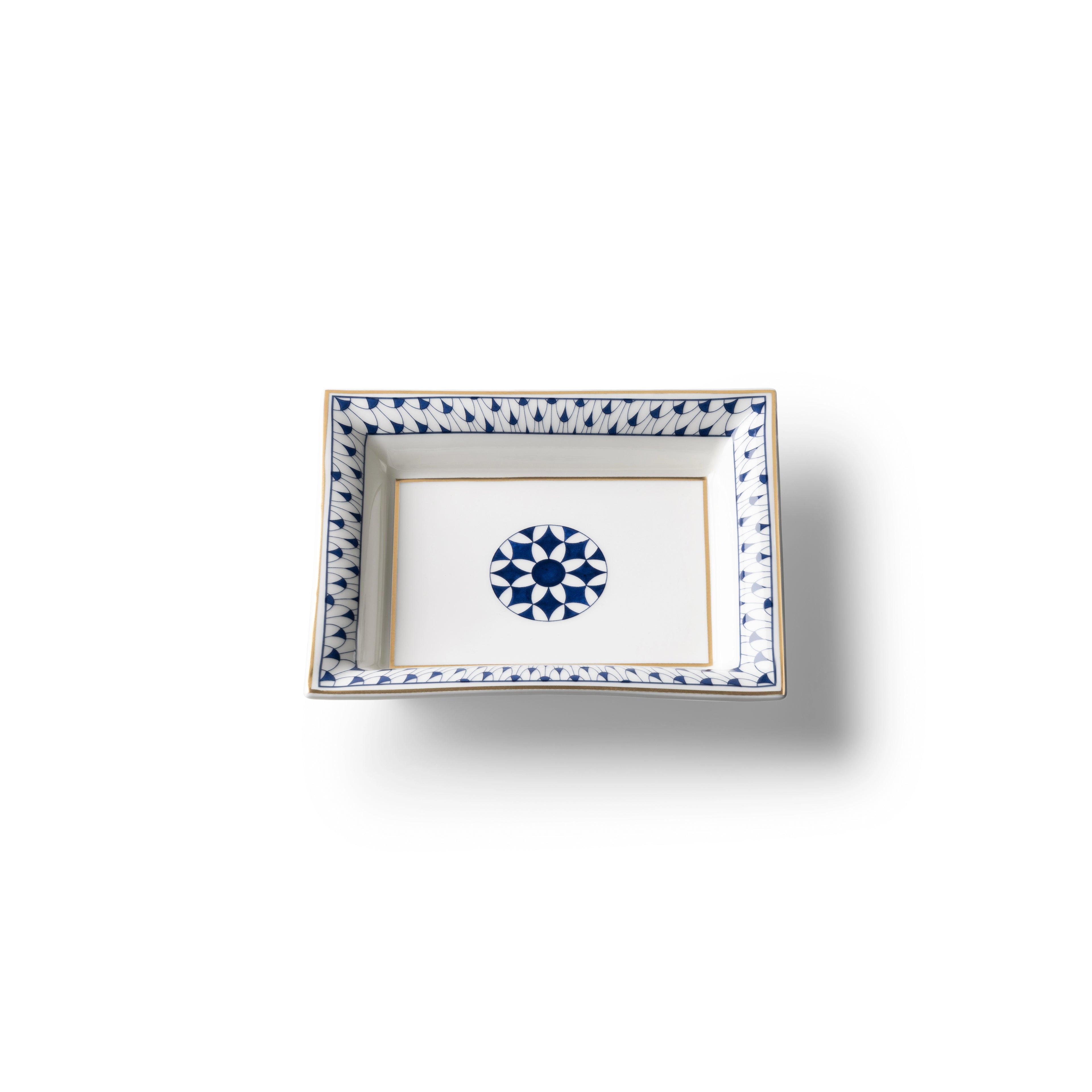 Lohr Astor Allegra tray measuring 8x6 inches, featuring a sleek design suitable for serving or decorative purposes.