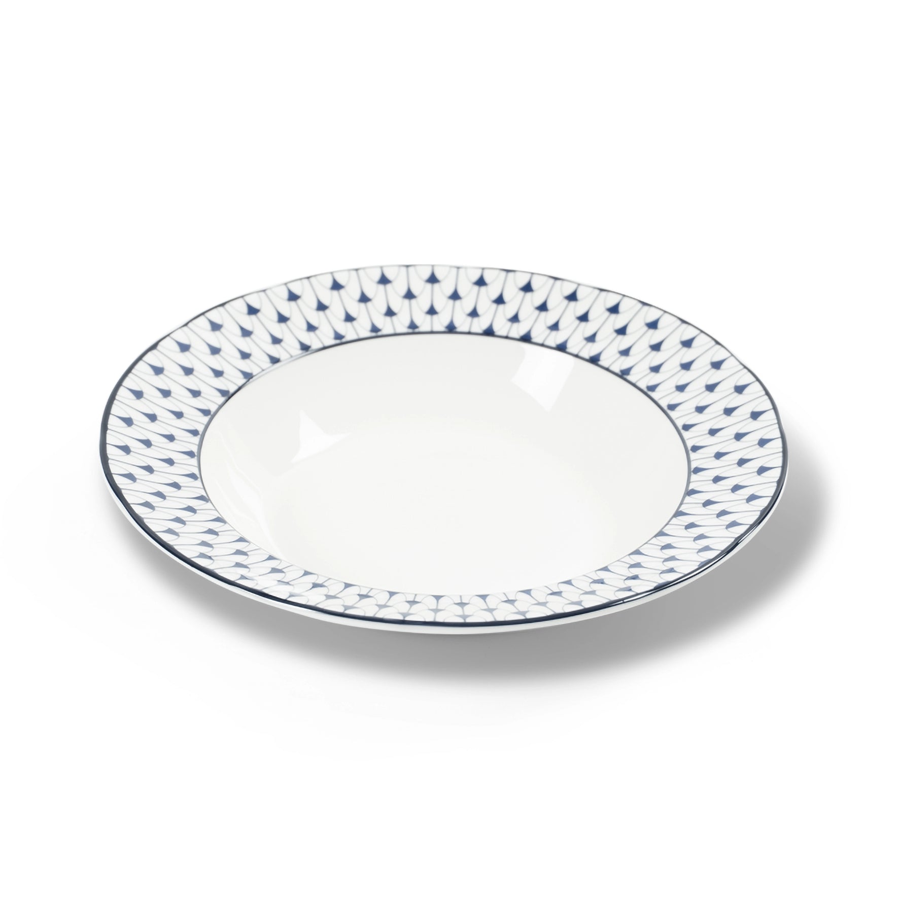 Lohr Astor Allegra scallop soup bowl, 8-inch ceramic bowl with a scalloped edge, shown with a clean white interior and decorative rim.