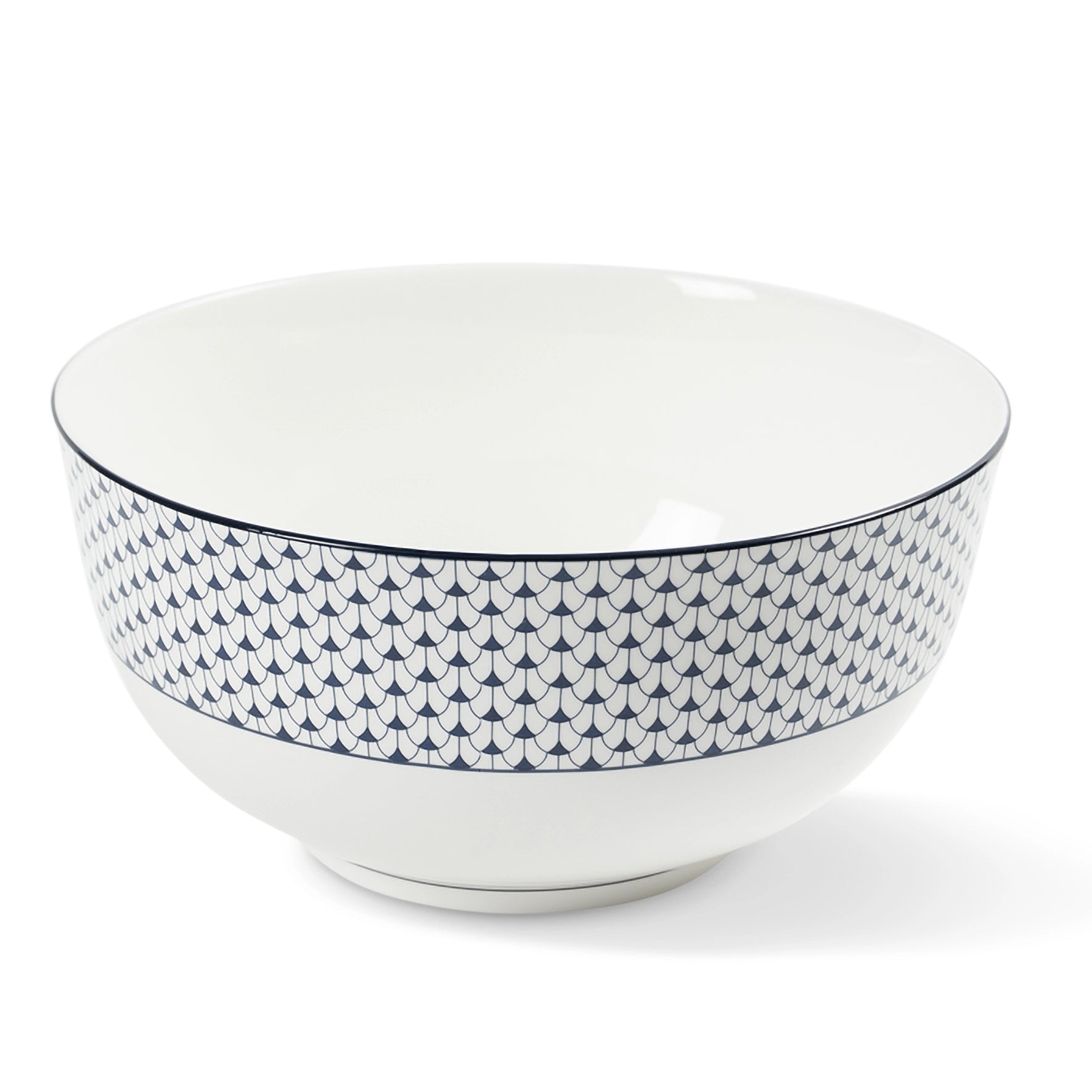 Lohr Astor large scalloped serving bowl with elegant design, perfect for serving salads, pasta, or sides at gatherings.