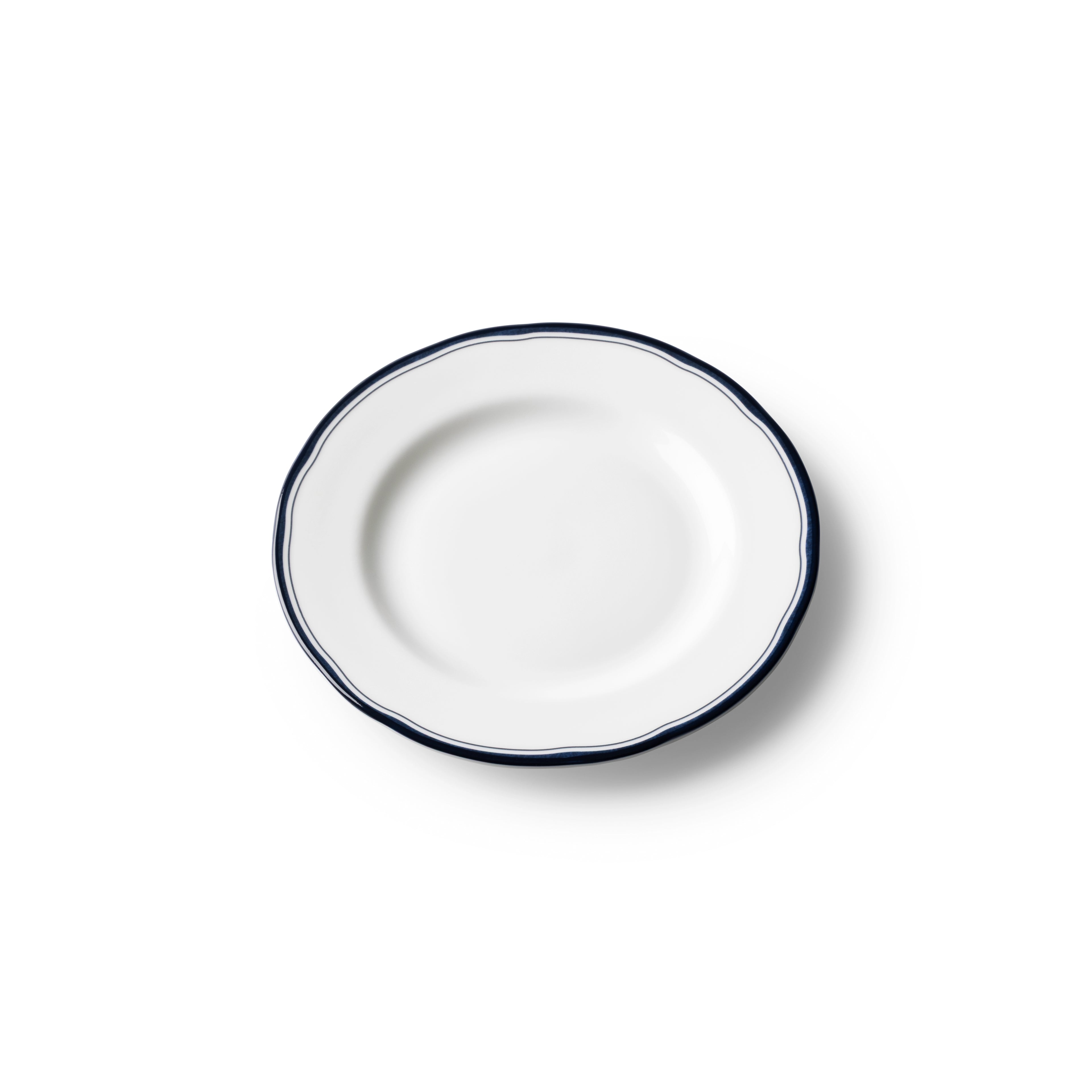 Lohr Astor Conrad Classic 6-inch side and canapé plate with elegant design and smooth finish, ideal for serving appetizers.