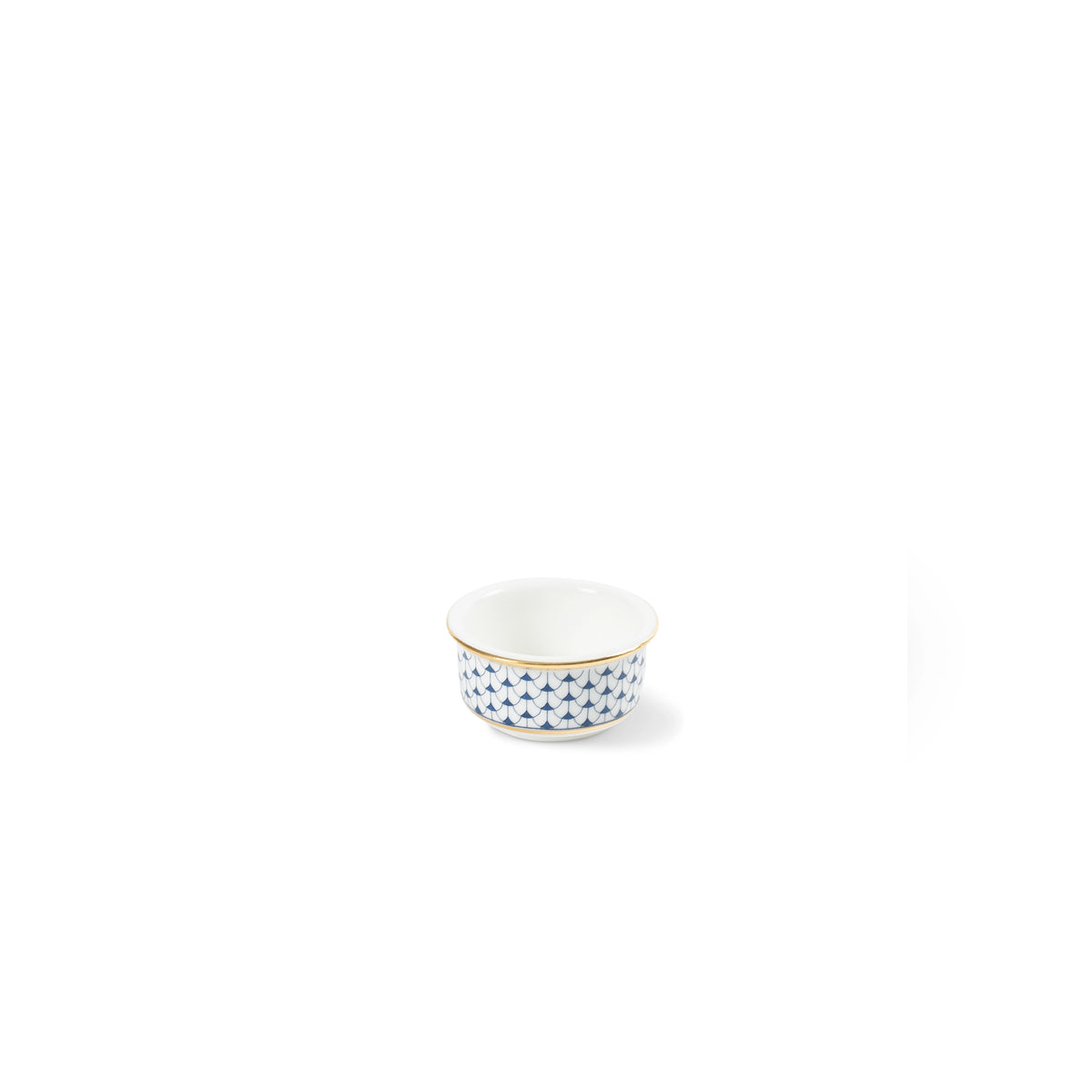 Lohr Astor Allegra Scallop Spice Pot in blue and white, angled view