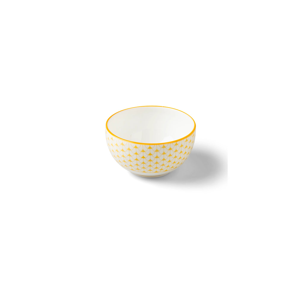 Lohr Astor Allegra Scallop Dip & Sugar Bowl in yellow and white, angled view