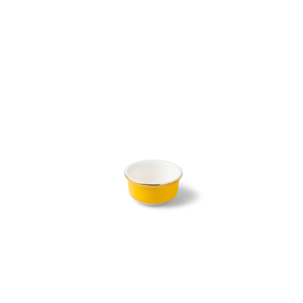 Lohr Astor India Cloud Spice Pot in yellow and white, angled view